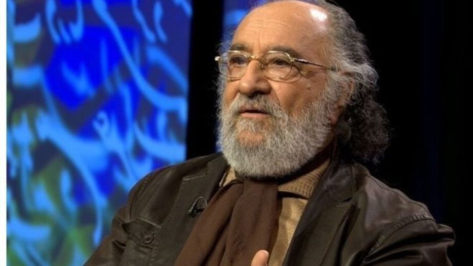 تجلیل داریوش ارجمند از سرداران شهید /وطن را دوباره خواهیم ساخت تجلیل داریوش ارجمند از سرداران شهید /وطن را دوباره خواهیم ساخت