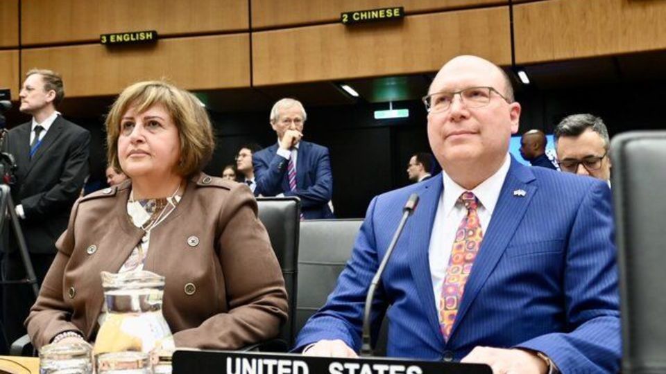 روایت آسوشیتدپرس از فشار سنگین آمریکا بر کشورها پس از ارائه قطعنامه ایران به آژانس روایت آسوشیتدپرس از فشار سنگین آمریکا بر کشورها پس از ارائه قطعنامه ایران به آژانس