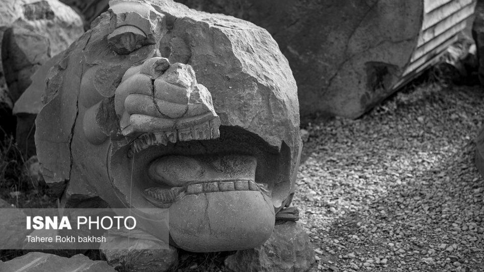 سیاه و سفید یک محوطه جهانی