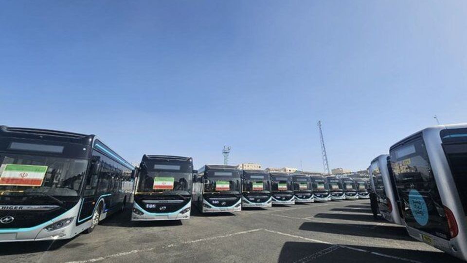 ورود ۲۰۱ دستگاه اتوبوس برقی جدید به ناوگان حمل و نقل پایتخت ورود ۲۰۱ دستگاه اتوبوس برقی جدید به ناوگان حمل و نقل پایتخت