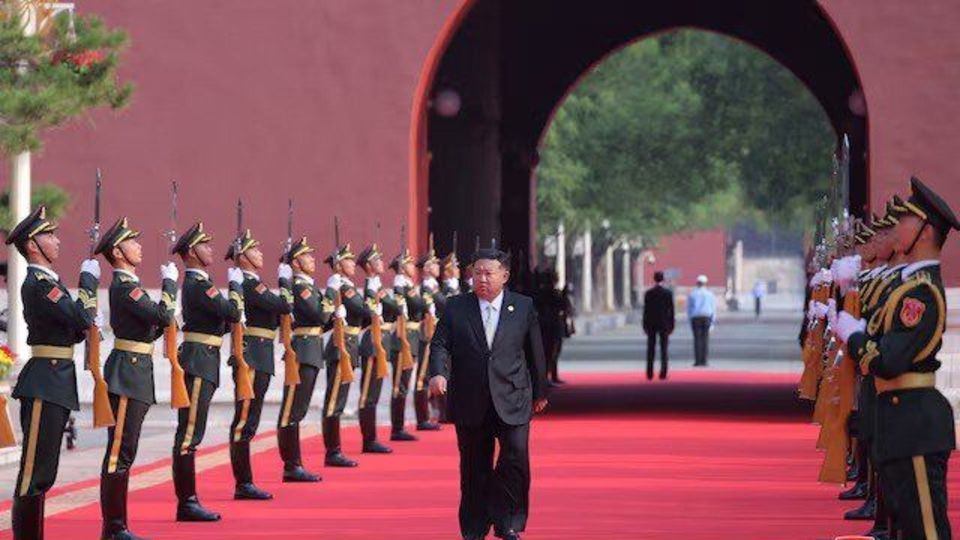 کیم: زرادخانه هستهای را هرگز معامله نمیکنیم؛ مذاکره فقط با لغو شرط آمریکا کیم: زرادخانه هستهای را هرگز معامله نمیکنیم؛ مذاکره فقط با لغو شرط آمریکا