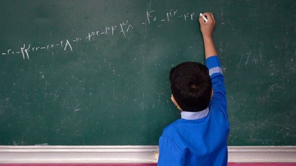 مدارس تهران تک شیفت شدند/ تلاش برای ایجاد کمیته دائمی بازماندگان از تحصیل مدارس تهران تک شیفت شدند/ تلاش برای ایجاد کمیته دائمی بازماندگان از تحصیل