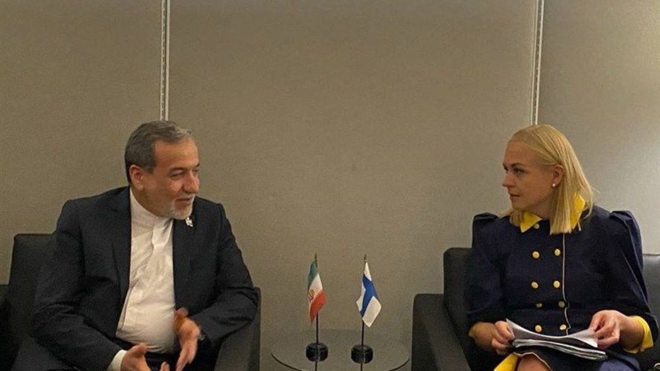 هشدار عراقچی نسبت به تبعات هرگونه استفاده ابزاری ۳ کشور اروپایی از شورای امنیت هشدار عراقچی نسبت به تبعات هرگونه استفاده ابزاری ۳ کشور اروپایی از شورای امنیت