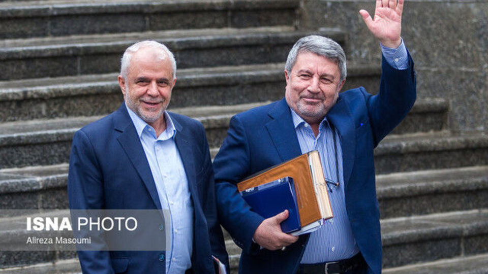 توضیحات حضرتی درباره هیئت همراه رئیس جمهوری در سفر به نیویورک توضیحات حضرتی درباره هیئت همراه رئیس جمهوری در سفر به نیویورک