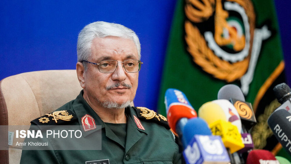 سخنگوی وزارت دفاع: هیچ قدرتی حق دخالت در توان موشکی ایران را ندارد سخنگوی وزارت دفاع: هیچ قدرتی حق دخالت در توان موشکی ایران را ندارد