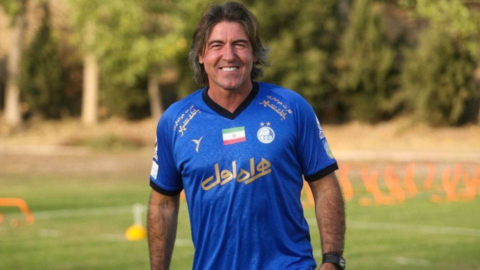 فریادهای ساپینتو در رختکن پس از تساوی استقلال برابر شمس آذر فریادهای ساپینتو در رختکن پس از تساوی استقلال برابر شمس آذر