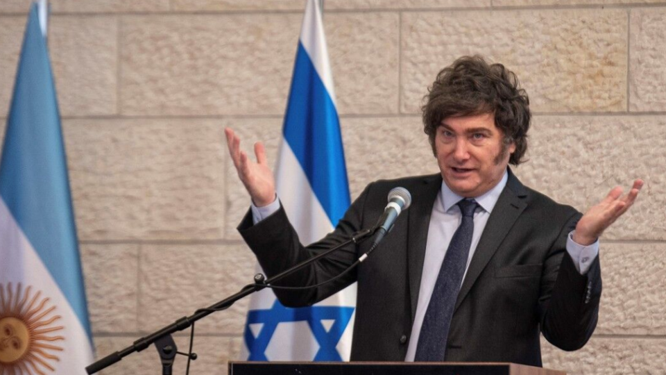 وقتی رفیق گرمابه و گلستان نتانیاهو هم او را گردن نمیگیرد! وقتی رفیق گرمابه و گلستان نتانیاهو هم او را گردن نمیگیرد!