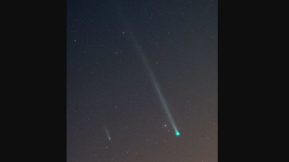 عکس روز ناسا از مسابقه دو دنبالهدار عکس روز ناسا از مسابقه دو دنبالهدار