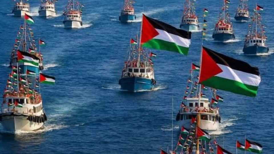 جمعه؛ اعلام خشم ملت ایران از جنایات رژیم صهیونی در حمله به کاروان صمود جمعه؛ اعلام خشم ملت ایران از جنایات رژیم صهیونی در حمله به کاروان صمود