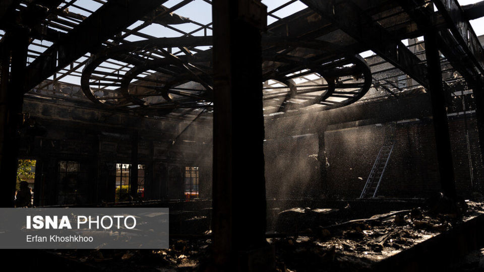 آتش‌سوزی یک رستوران در شهرک غرب