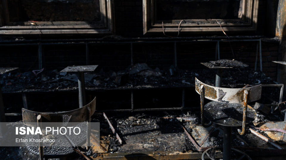 آتش‌سوزی یک رستوران در شهرک غرب