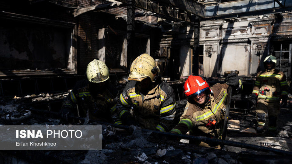 آتش‌سوزی یک رستوران در شهرک غرب