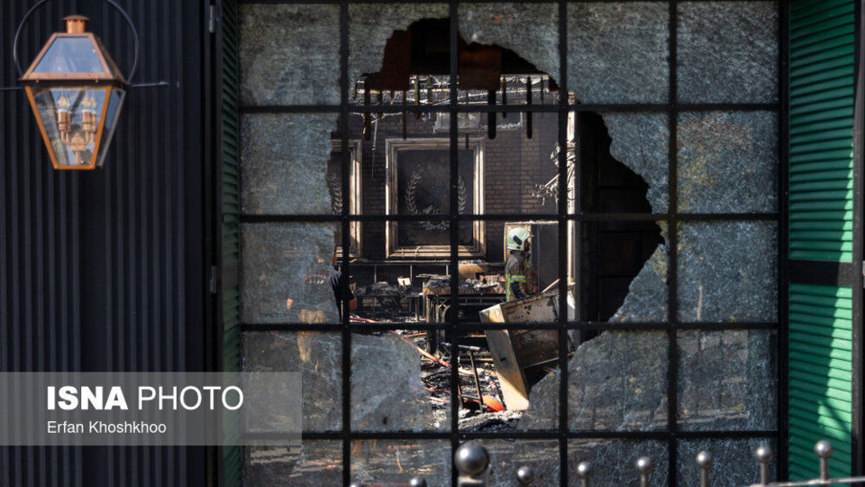 آتش‌سوزی یک رستوران در شهرک غرب