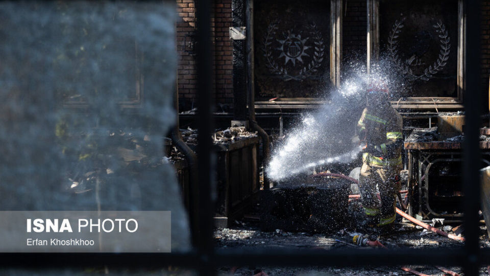 آتش‌سوزی یک رستوران در شهرک غرب