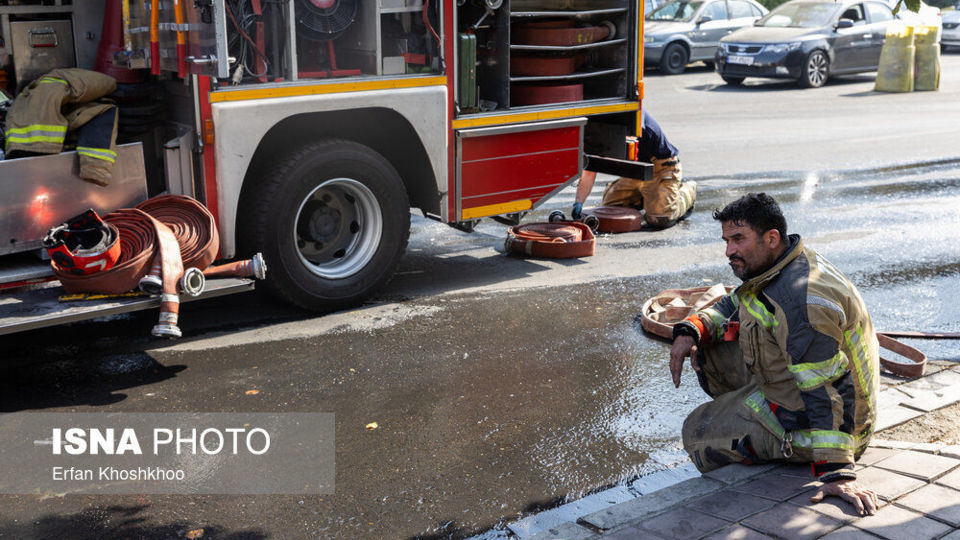 آتش‌سوزی یک رستوران در شهرک غرب