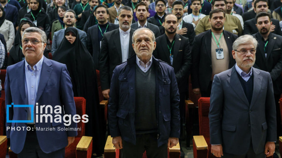 مراسم روز دانشجو با حضور رئیس جمهور