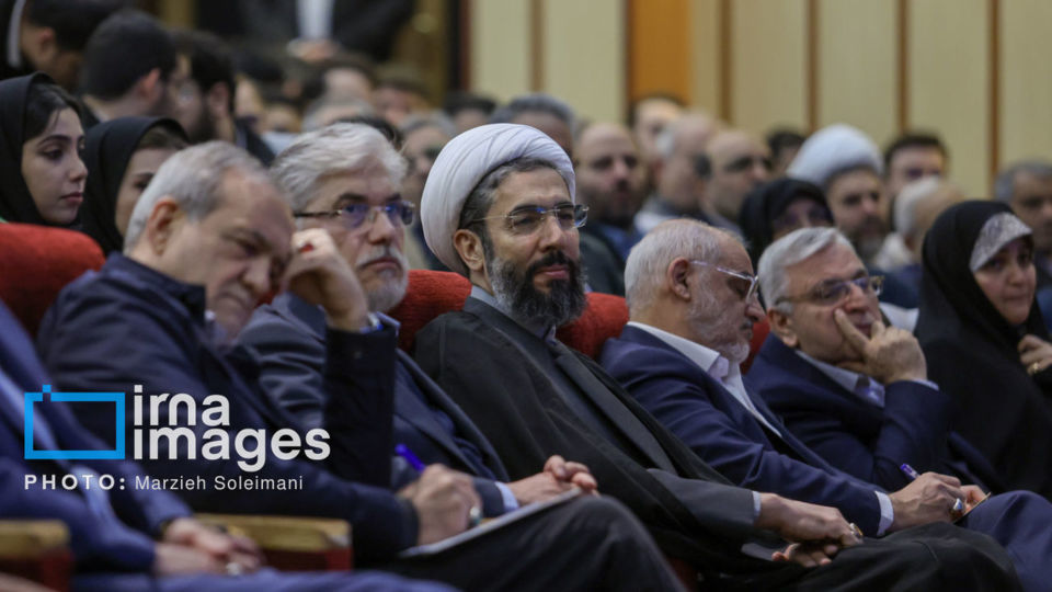 مراسم روز دانشجو با حضور رئیس جمهور