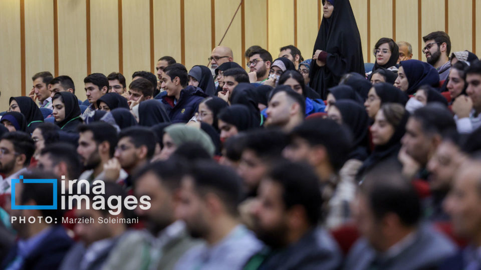 مراسم روز دانشجو با حضور رئیس جمهور