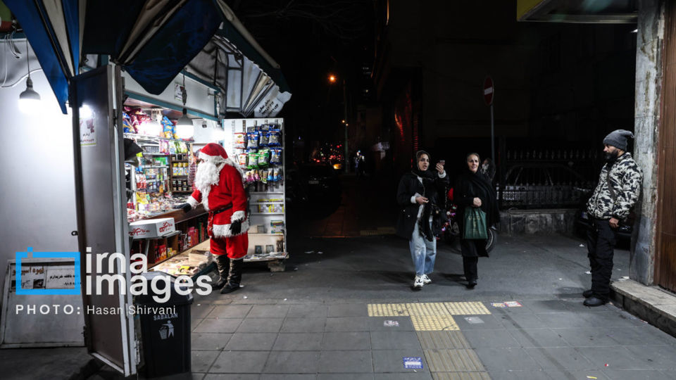 بابانوئل میهمان شبانه میرزا
