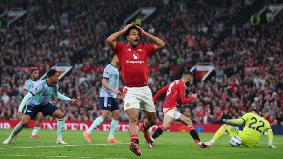 شوک بزرگ به یونایتد با حذف از جام حذفی