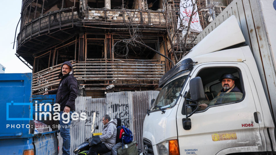 تخریب و آتش‌سوزی اموال شخصی و عمومی در تهران
