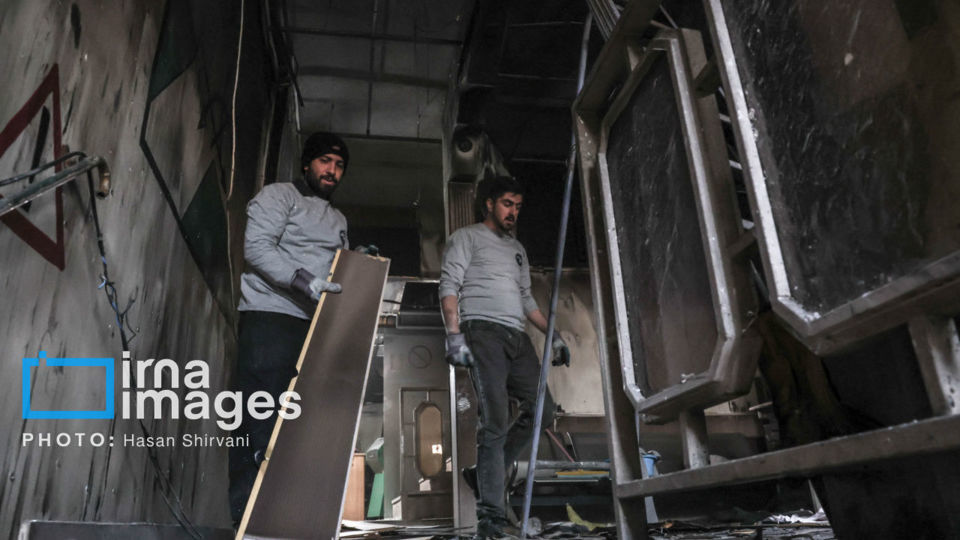 تخریب و آتش‌سوزی اموال شخصی و عمومی در تهران