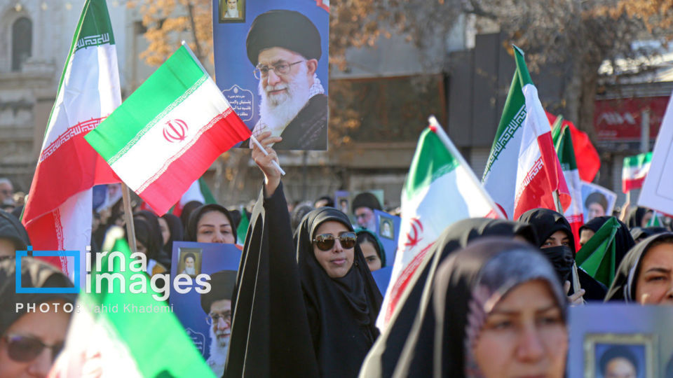 تجمع همبستگی ملی و تشییع شهدای امنیت در سراسر کشور