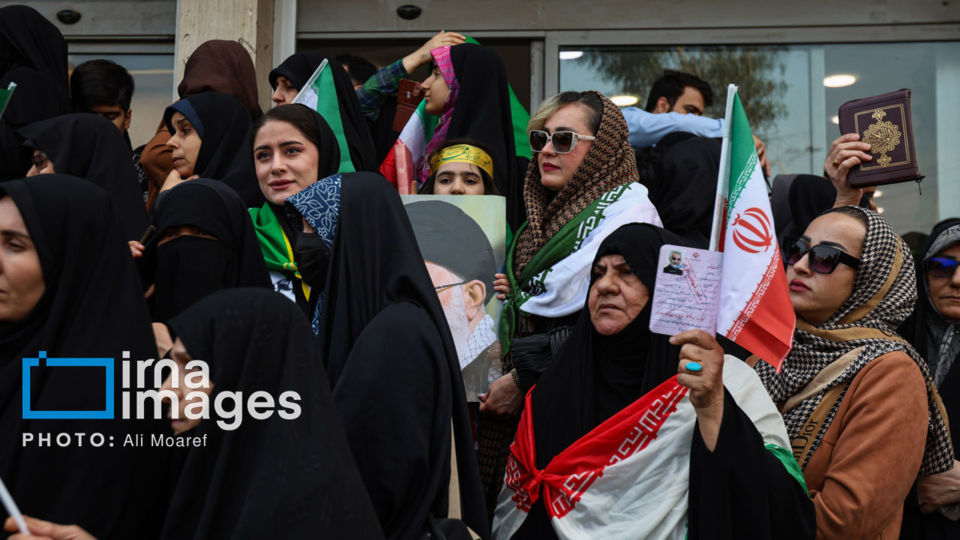 تجمع همبستگی ملی و تشییع شهدای امنیت در سراسر کشور