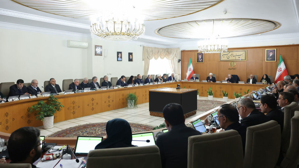 پزشکیان: اگر رضایت مردم را داشته باشیم، تلاش دشمنان راه به جایی نخواهد برد پزشکیان: اگر رضایت مردم را داشته باشیم، تلاش دشمنان راه به جایی نخواهد برد