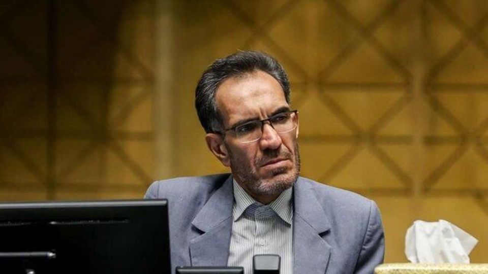 یک عضو کمیسیون امور داخلی: رسانه «بیطرف» قوی میشود یک عضو کمیسیون امور داخلی: رسانه «بیطرف» قوی میشود