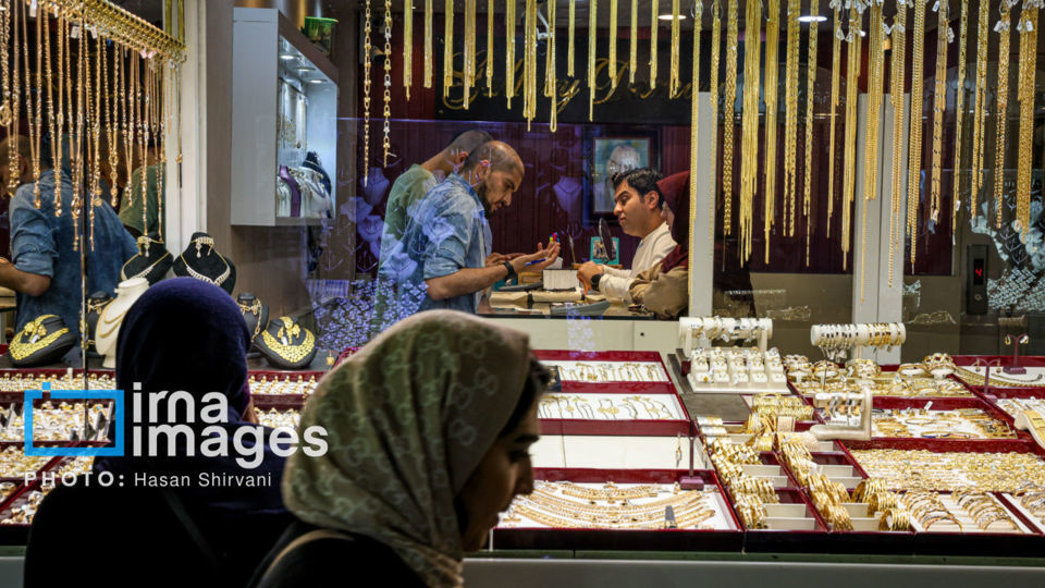 چرا قیمت طلا دوباره افزایشی شد؟ چرا قیمت طلا دوباره افزایشی شد؟