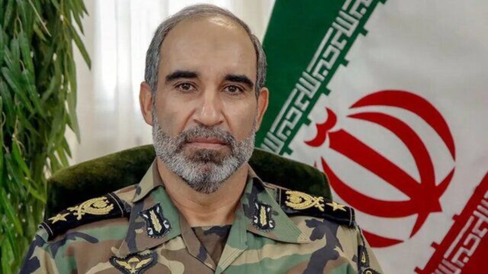 فرمانده نیروی زمینی ارتش: با همه توان از خاک کشورمان دفاع میکنیم فرمانده نیروی زمینی ارتش: با همه توان از خاک کشورمان دفاع میکنیم