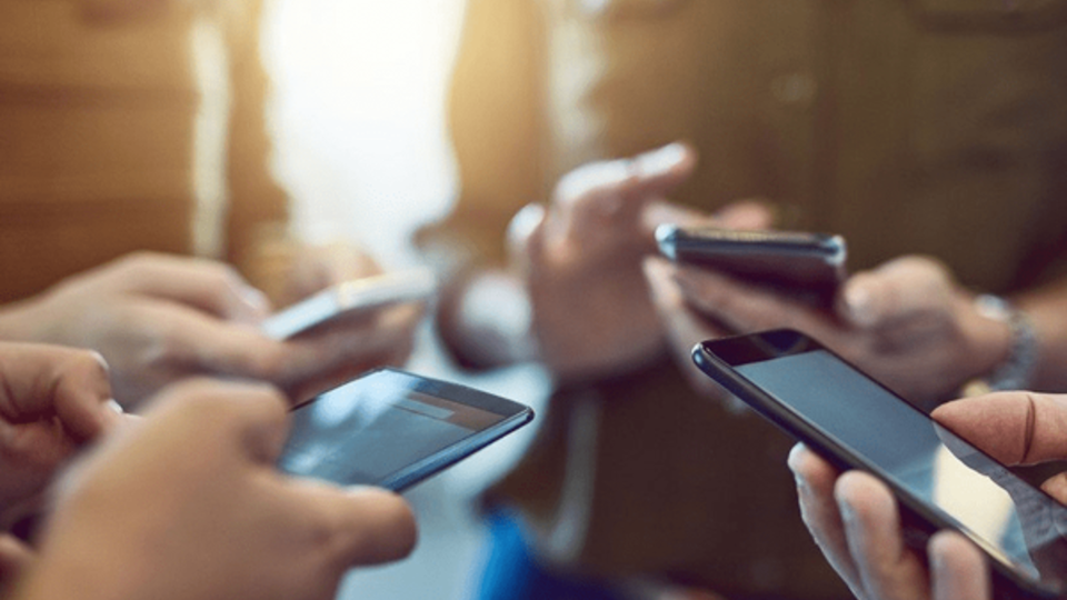 وزیر ارتباطات: بستههای اینترنت تمدید میشوند وزیر ارتباطات: بستههای اینترنت تمدید میشوند