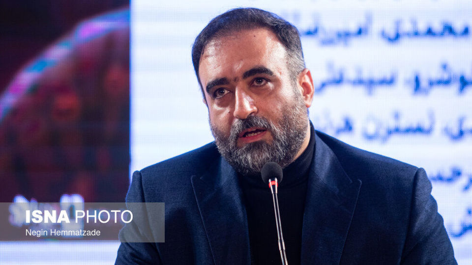 چهل و چهارمین جشنواره فیلم فجر - روز اول چهل و چهارمین جشنواره فیلم فجر - روز اول