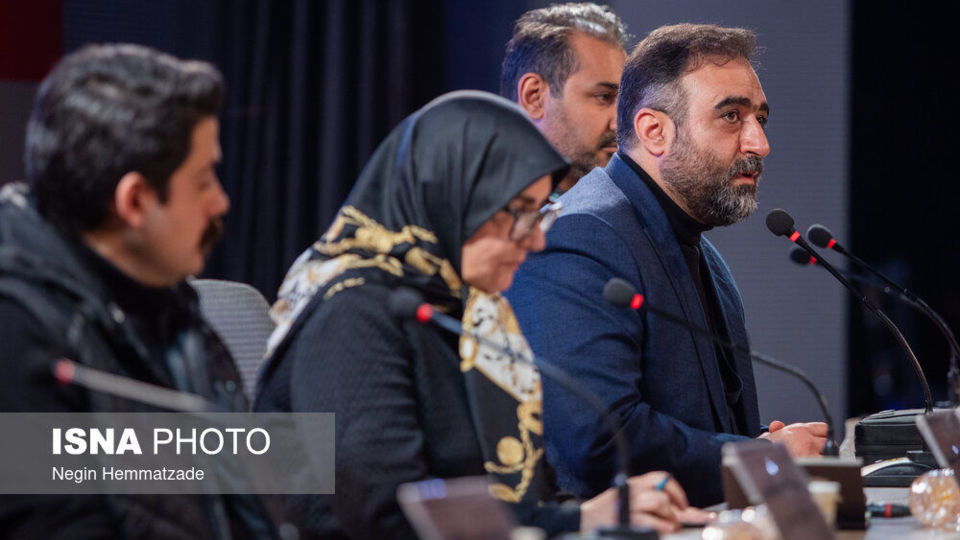 چهل و چهارمین جشنواره فیلم فجر - روز اول چهل و چهارمین جشنواره فیلم فجر - روز اول