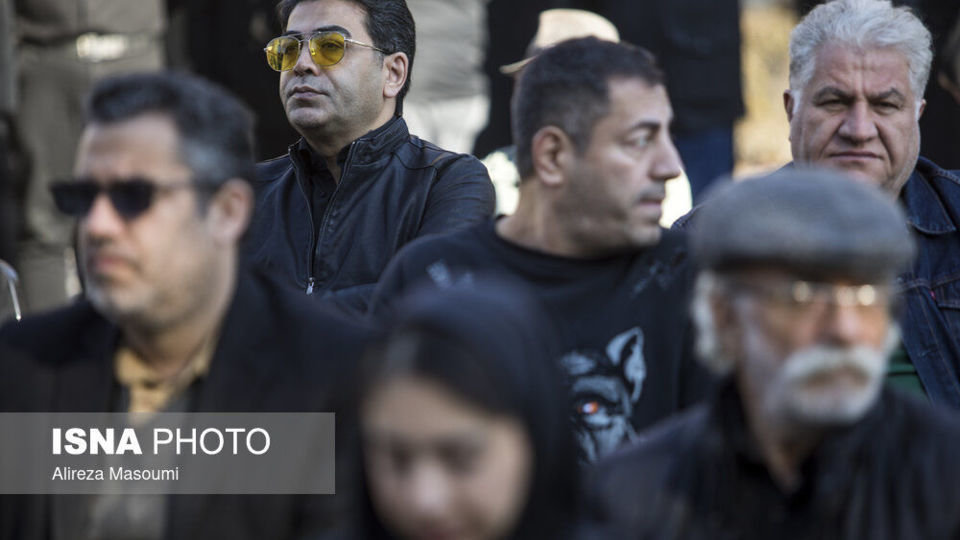 مراسم تشییع پیکر «عنایت بخشی»