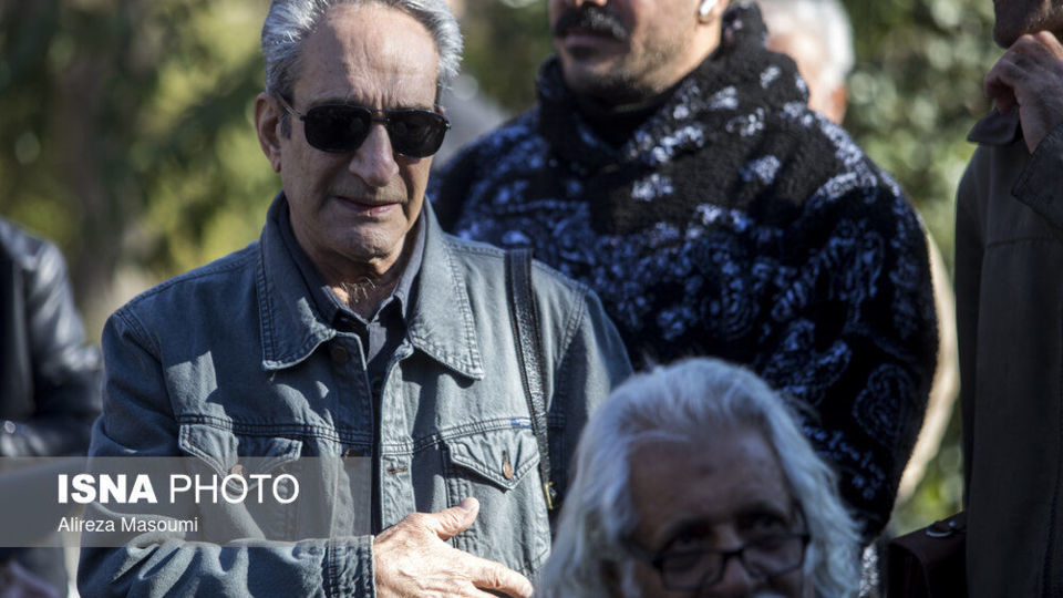 مراسم تشییع پیکر «عنایت بخشی»