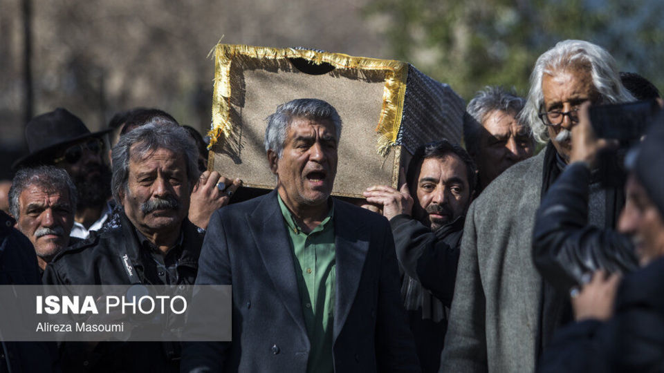 مراسم تشییع پیکر «عنایت بخشی»