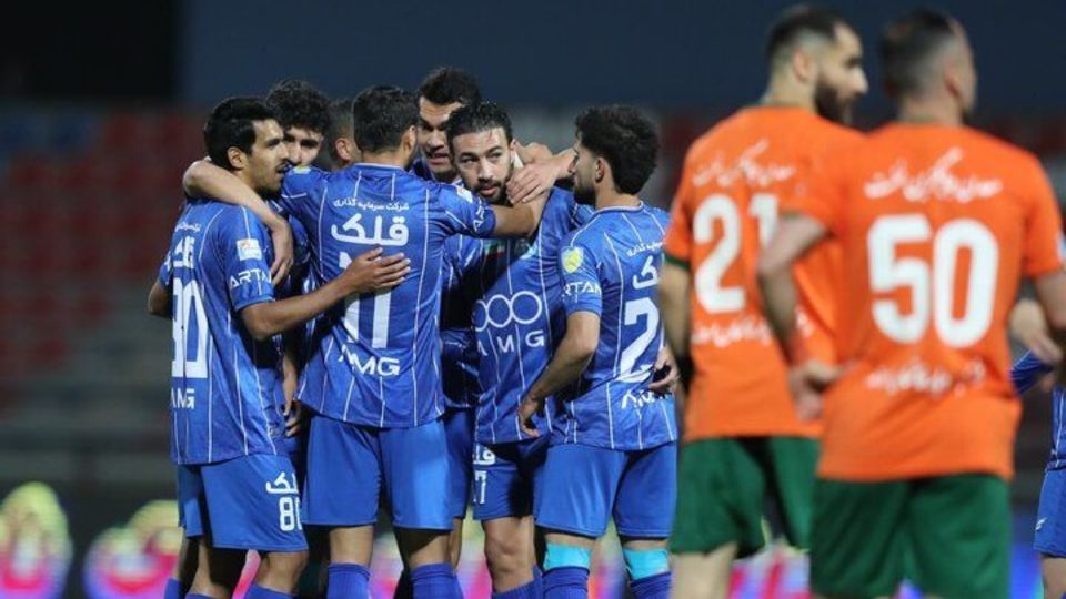 مربی ترکیه‌ای به استقلال نزدیک شد