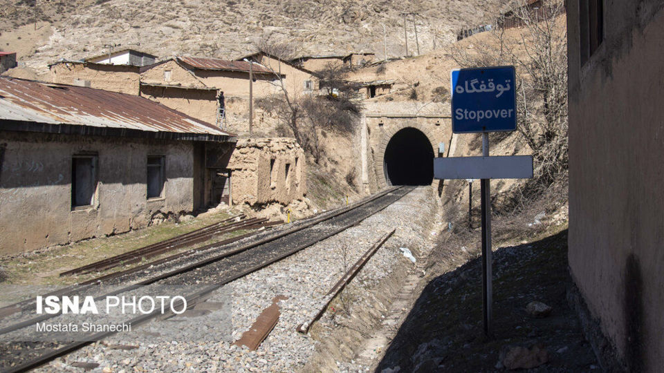 پیرترین کارگر خط راه‌آهن ایران