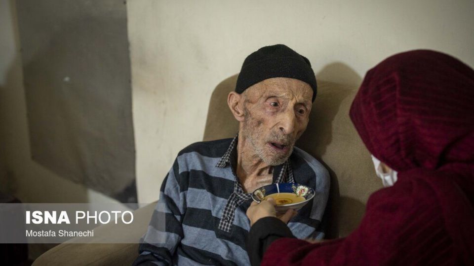 پیرترین کارگر خط راه‌آهن ایران