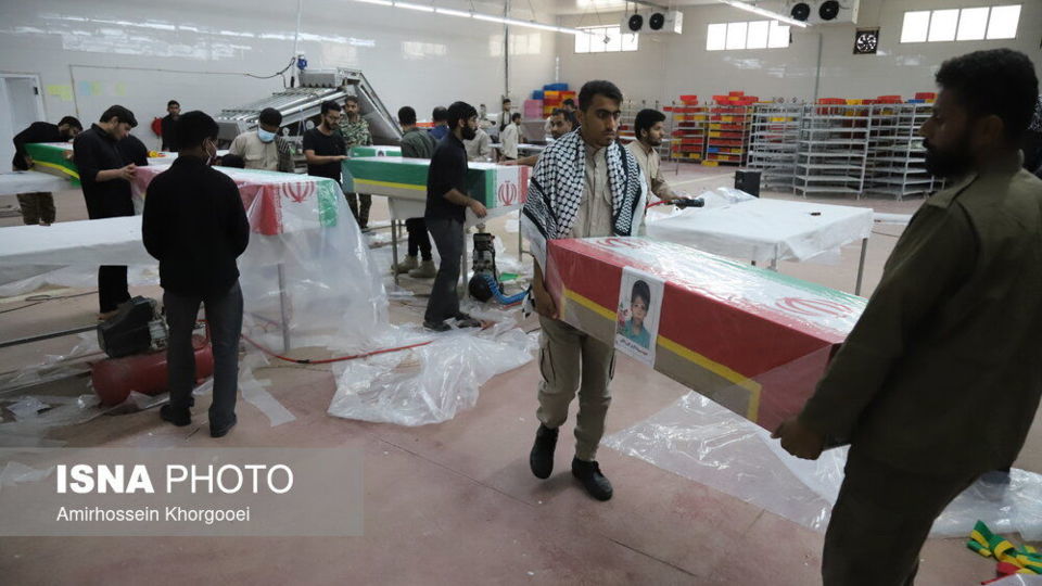 مراسم تشییع پیکر پاک دانش‌آموزان شهید - میناب