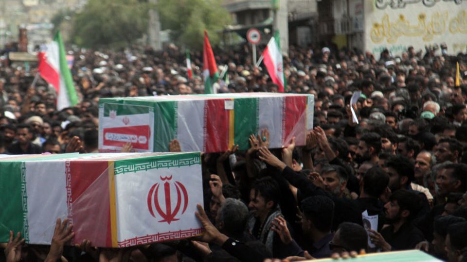 ۱۰۴۵ نفر در حملات تروریستی دشمن متجاوز به شهادت رسیدند ۱۰۴۵ نفر در حملات تروریستی دشمن متجاوز به شهادت رسیدند