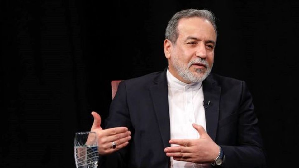 هشدار عراقچی: حمله به زیرساختهای حیاتی را آمریکا آغاز کرده نه ایران هشدار عراقچی: حمله به زیرساختهای حیاتی را آمریکا آغاز کرده نه ایران