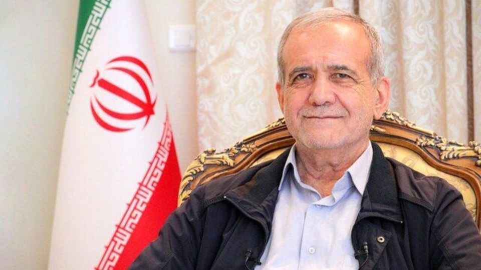 پزشکیان: انتخاب آیتالله مجتبی خامنهای دوره جدید عزت ملت ایران را نوید میدهد پزشکیان: انتخاب آیتالله مجتبی خامنهای دوره جدید عزت ملت ایران را نوید میدهد