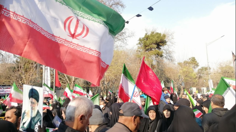 گزارش تصویری از راهپیمایی بیعت با رهبری جدید انقلاب