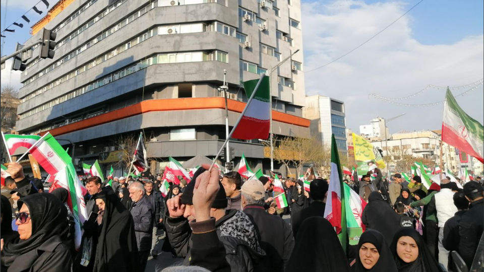 گزارش تصویری از راهپیمایی بیعت با رهبری جدید انقلاب
