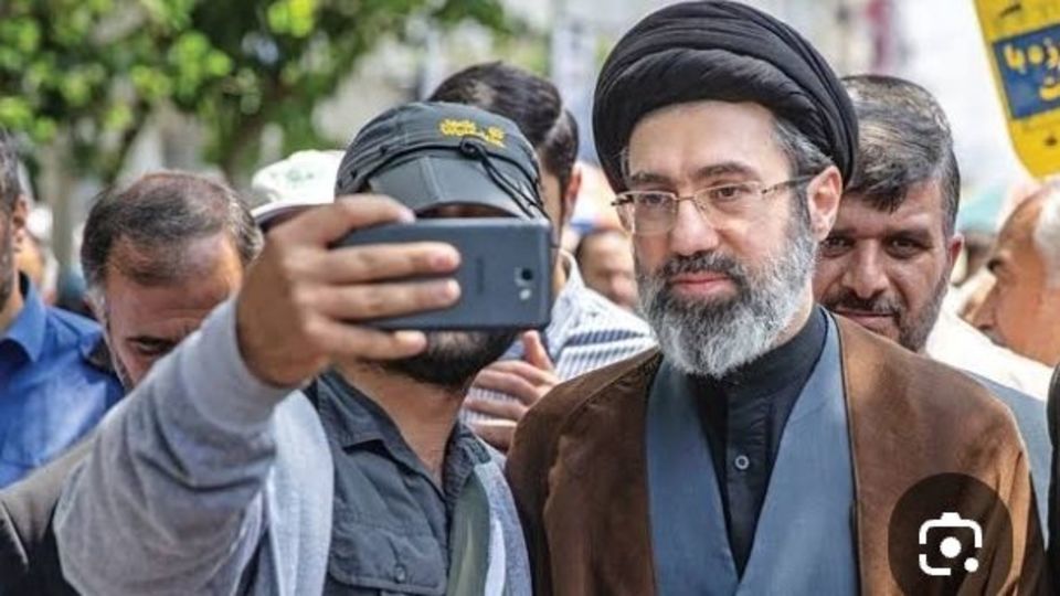 پاسخی که رهبر شهید به من داد پاسخی که رهبر شهید به من داد
