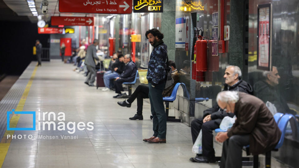 قلب تهران زیر بمباران هم میتپد قلب تهران زیر بمباران هم میتپد