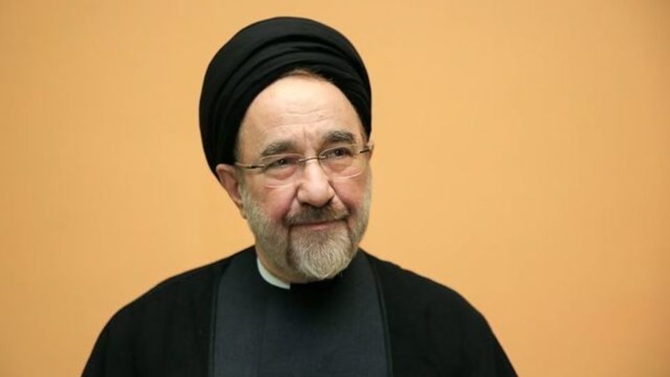 خاتمی: انتخاب رهبری سوم در میانه جنگ، امید و انتظارات بهحقی را در میان ملت به وجود آورد خاتمی: انتخاب رهبری سوم در میانه جنگ، امید و انتظارات بهحقی را در میان ملت به وجود آورد